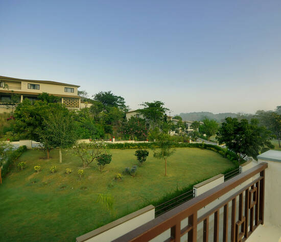 Le Madhulika Maharana Resort & Spa