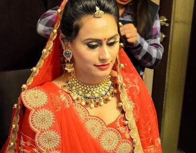 Makeovers By Kamakshi Soni